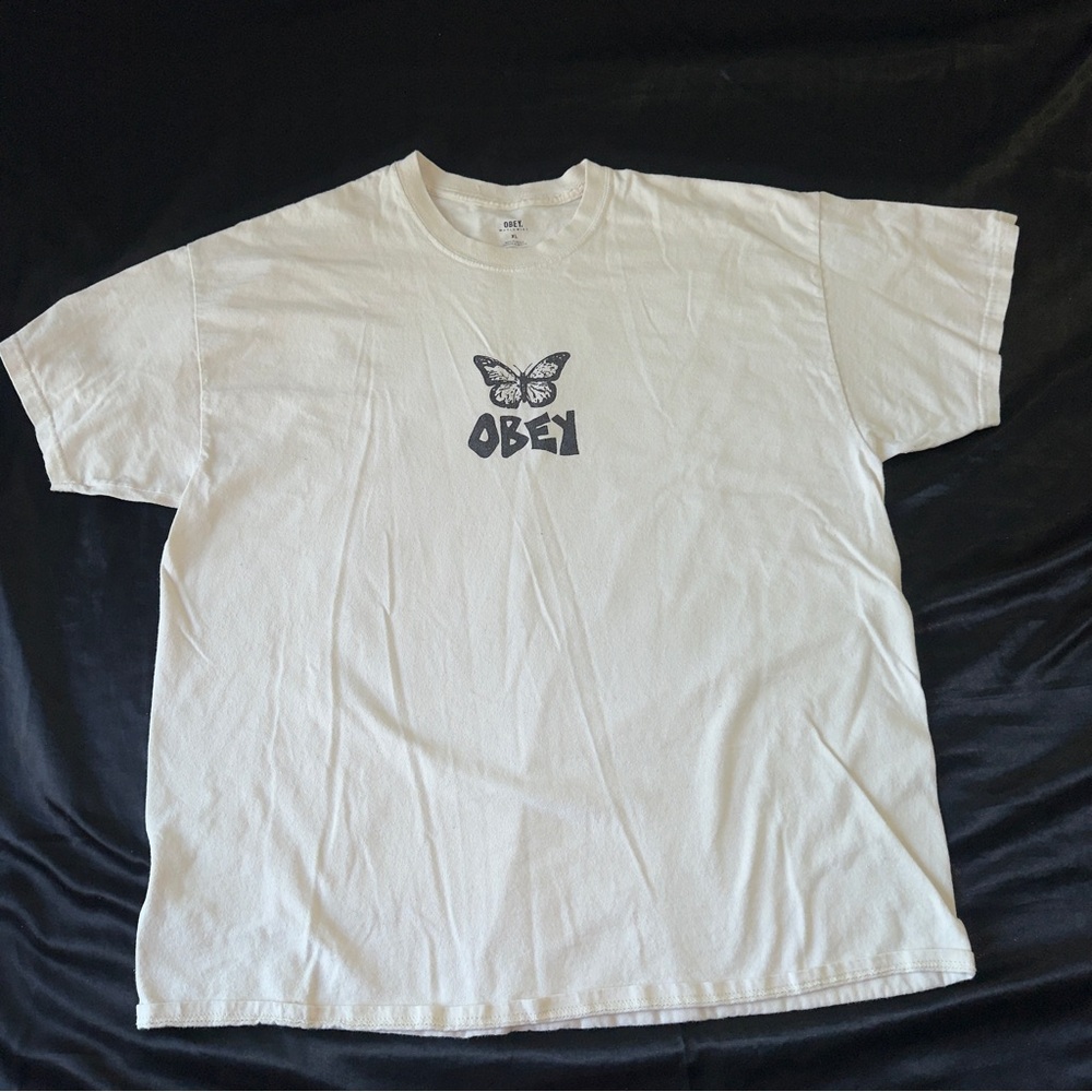 Obey butterfly tee in white and black